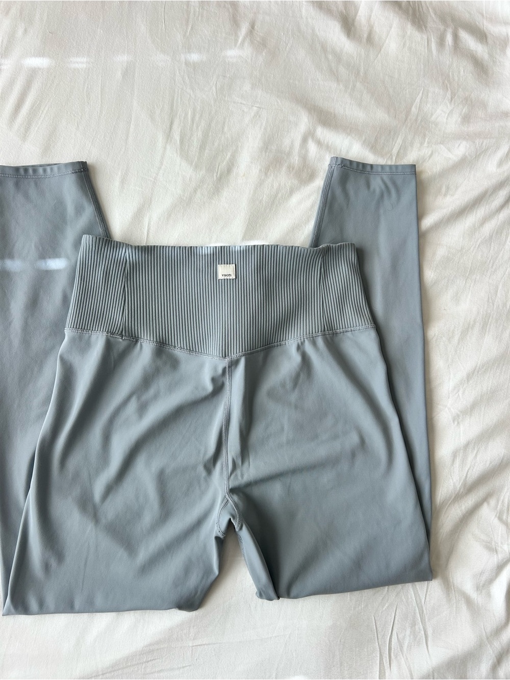 Vuori RIB STUDIO LEGGING - Light Blue Size L | Athleisure Chic Cool Girl